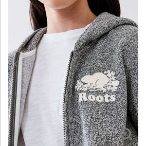 Roots Hoodie, size L
